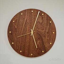 Orologio da parete in legno