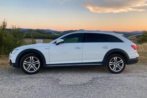 Audi A4 ALLROAD -gancio traino-