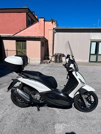 Piaggio Beverly  350 sport touring
