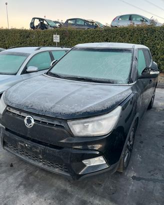 Ssangyong Tivoli del 2016 per ricambi