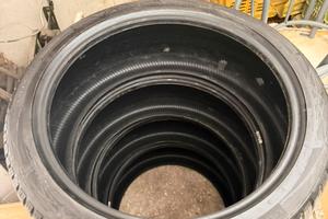 Gomme invernali 255/40/R21
