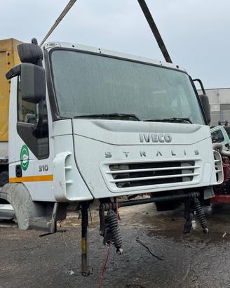 Cabina bassa e corta Iveco Stralis