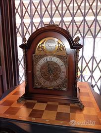 Orologio da mobile antico