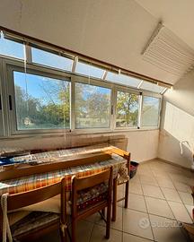 Pentavano con posto auto e cantina