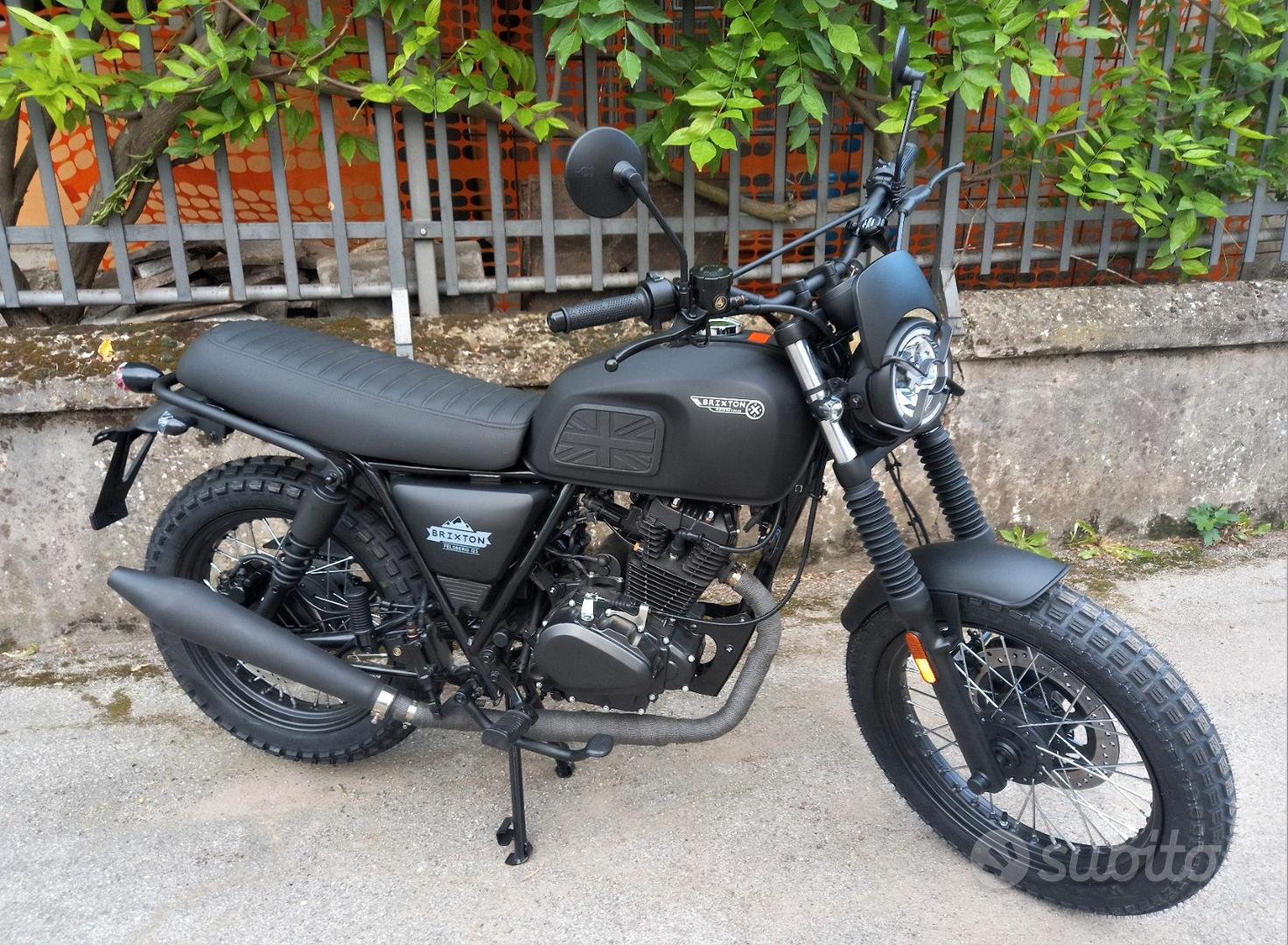 Brixton store scrambler 125cc