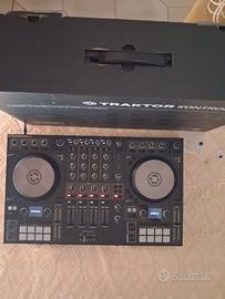 Native Instruments Traktor Kontrol S4 MK3