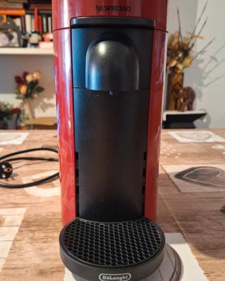 Macchina x caffè Nespresso Vertuo