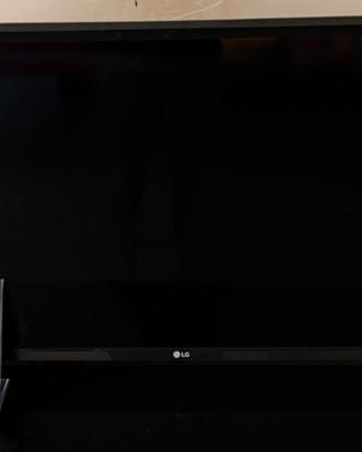 TV LG 32 POLLICI COME NUOVA TELECOMANDO MANUALI