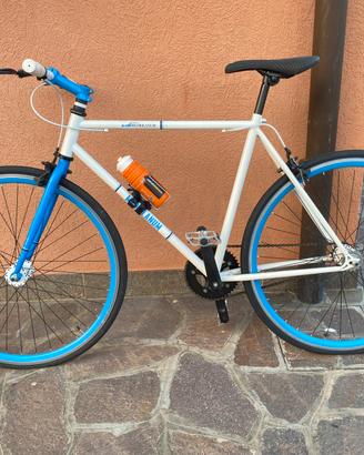 Bici scatto fisso