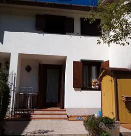 Vendita porzione casa a schiera Passo San Boldo