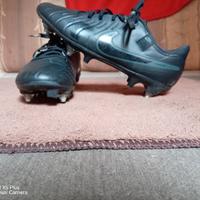 Scarpe da calcio della Nike Tiempo 