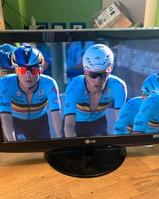 Televisore LG 22LD320