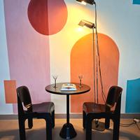 Tavolo "Servomostre" Zanotta e sedie 4867 Kartell