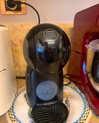 Macchina del caffe dolce gusto