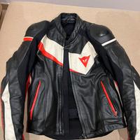 Giubbotto in pelle dainese con protezioni