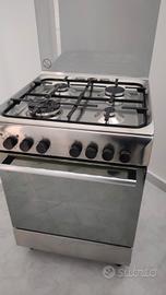 cucina Hotpoint 