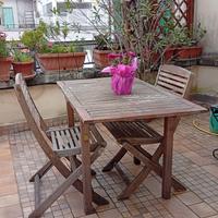 Tavolo e 2 sedie in Tek di "Legnoluce"