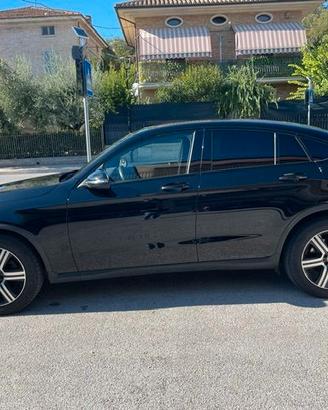 MERCEDES C220D COUPE' 4 MATIC
