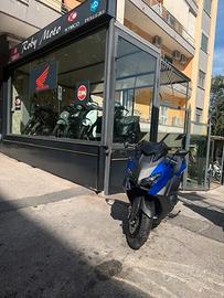 Yamaha T Max 560 SX