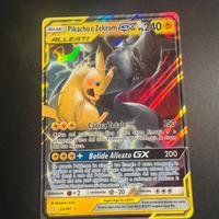 Carta pokemon pikachu e zekrom gx