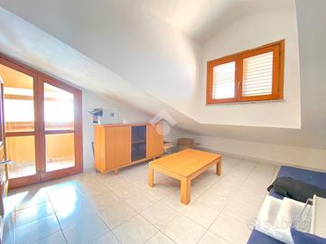 MONOLOCALE A ORISTANO