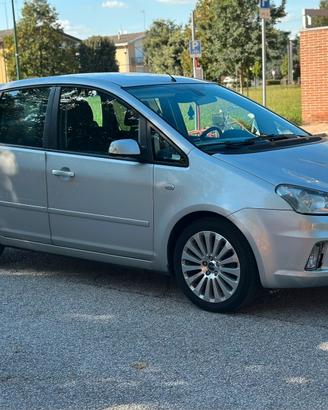 Ford C-max titanium