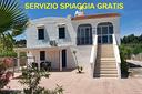 villa-da-5-a-8-posti-sul-lungomare-mattei-con-lido
