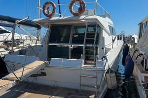 FERRETTI YACHT ALTURA 40 FLY 2x380 CATERPILLAR