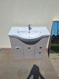 mobile bagno con lavello incorporato in ceramica