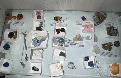 Collezione di minerali e pietre preziose
