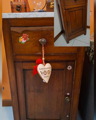 2 comodini antichi in legno con piano in marmo