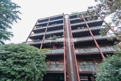 RIP289 - MM1 - PRECOTTO- 4 LOCALI CON TERRAZZO DI