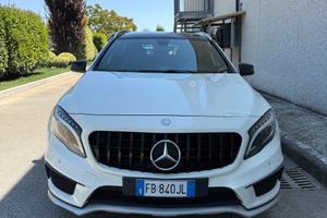 Mercedes GLA 220 4 matic premium