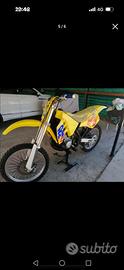 Suzuki RM 250 2  tempi