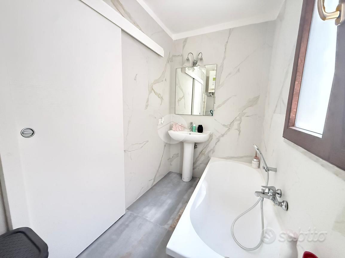 Apartment in Napoli, Casale di Posillipo, Municipalità 1 - Altro