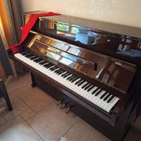 Pianoforte verticale PETROF