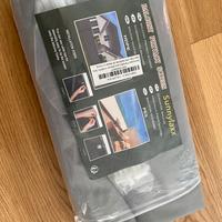 Frangivento grigio nuovo solo aperto.