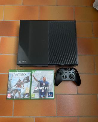 Xbox One + controller originale e 2 giochi inclusi