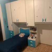 Armadio a ponte + 2 letti