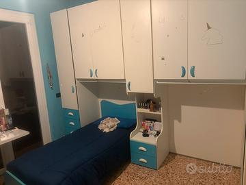 Armadio a ponte + 2 letti