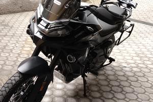 CF Moto 800 M/T Adventure 