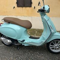 Piaggio Vespa 50 Primavera 2022