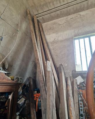 Pali in legno