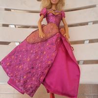 collezione di circa 20 barbie