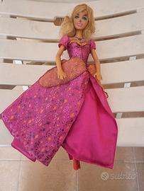 collezione di circa 20 barbie