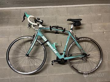 Bianchi Infinito C2C Full Carbon – Shimano 105