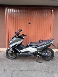Yamaha TMAX 500