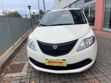 LANCIA Ypsilon 1.0 Hybrid Ecochic Silver BELLISS