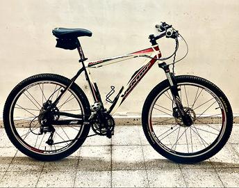 mountain bike 26