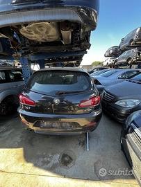 Ricambi portellone muso alfa romeo 147